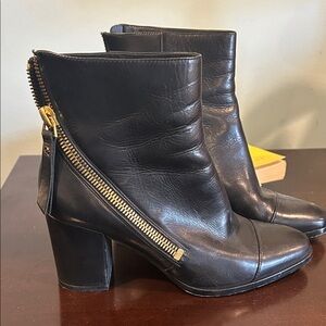 Donna Karan Black Leather Ankle Boots with Gold Zipper